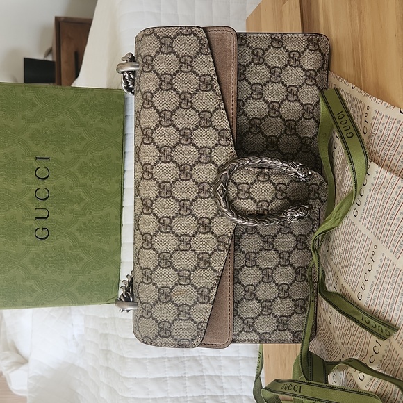 Gucci Handbags - 🎉HOST PICK🎉Like new Gucci Dionysis Bag